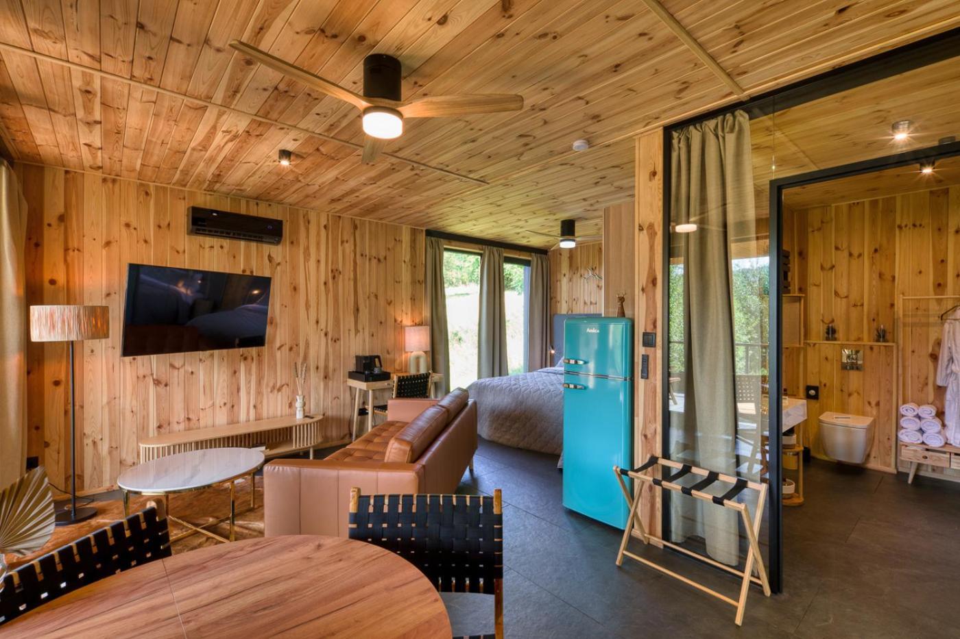 Brown Deer - Z Sauna Na Tarasie, Jacuzzi I Widokiem Na Gory - By Deer Hills Luxury Apartments Kocon Exteriör bild